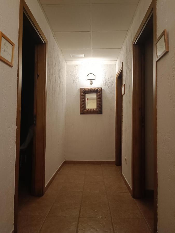 Hostal Decerca Prádena מראה חיצוני תמונה